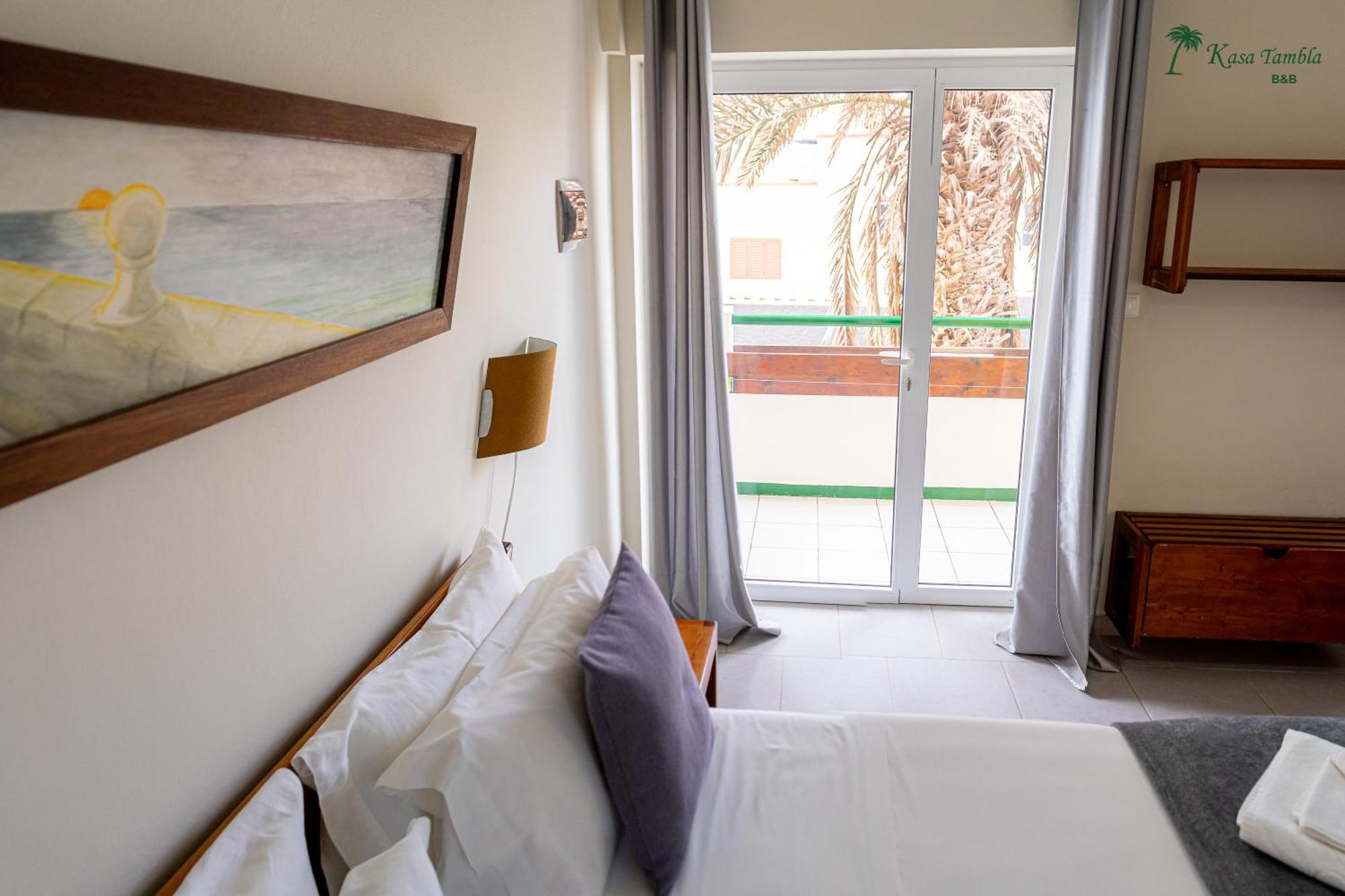 폰타 두 솔 Kasa Tambla B&B 외부 사진
